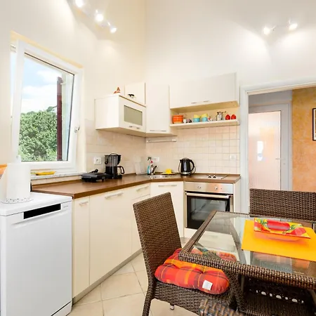 Apartment Smokvina Punat Exterior photo